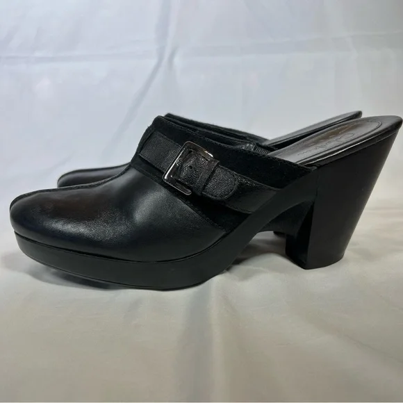 Cole Haan Women's Black Leather Heels Clogs Mules Shoes Silver Buckle Size 10 - Picture 7 of 12